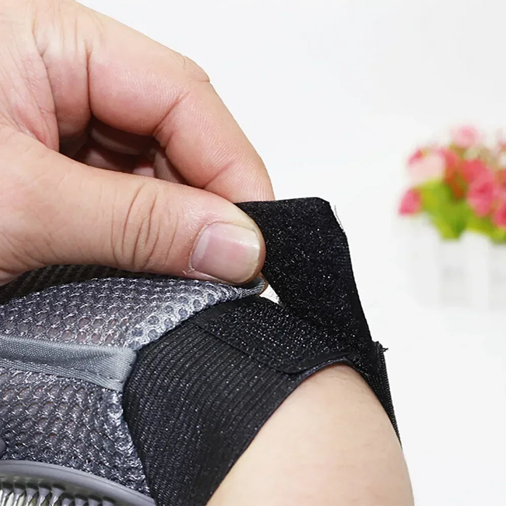 Pet Grooming Glove – Hair Removal & Deshedding Brush for Cats & Dogs