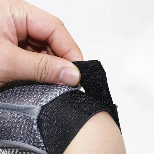 Pet Grooming Glove – Hair Removal & Deshedding Brush for Cats & Dogs